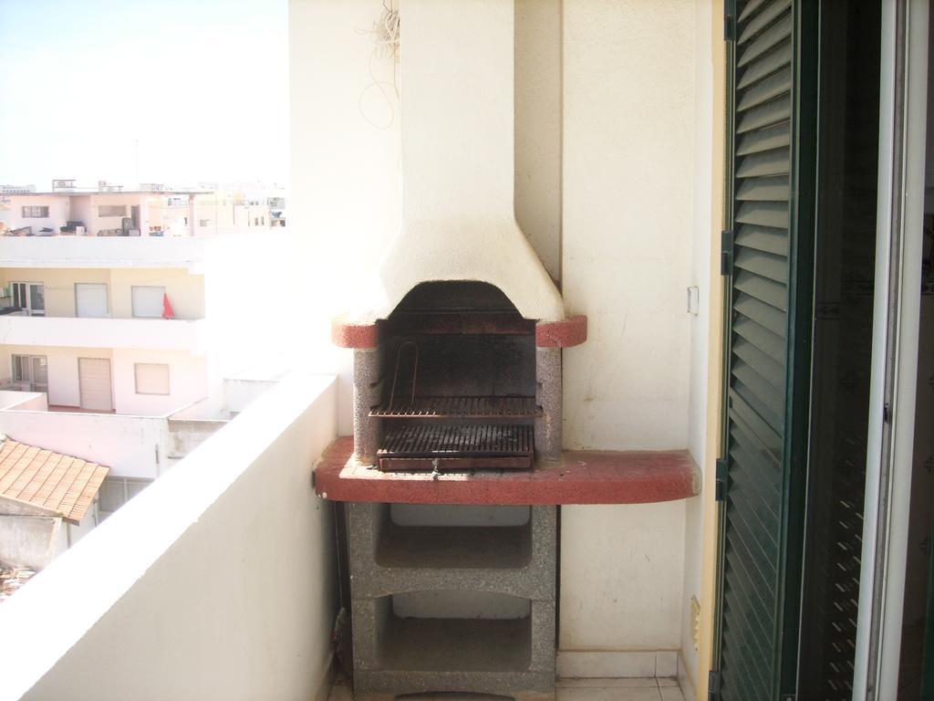 Apartamentos Monica Quarteira Kültér fotó