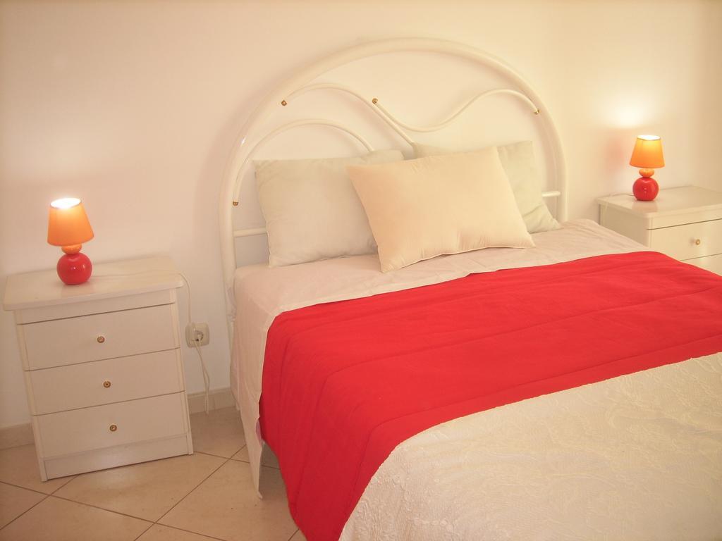 Apartamentos Monica Quarteira Kültér fotó