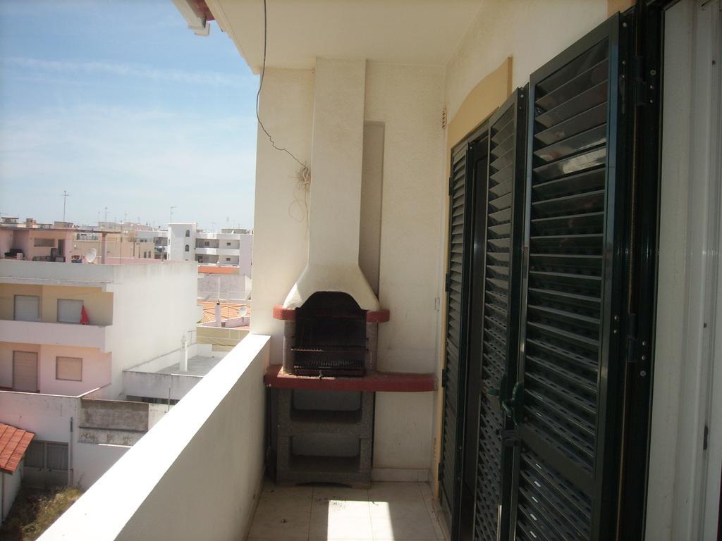 Apartamentos Monica Quarteira Kültér fotó