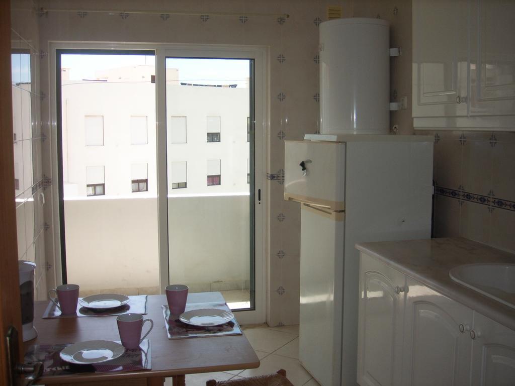 Apartamentos Monica Quarteira Kültér fotó