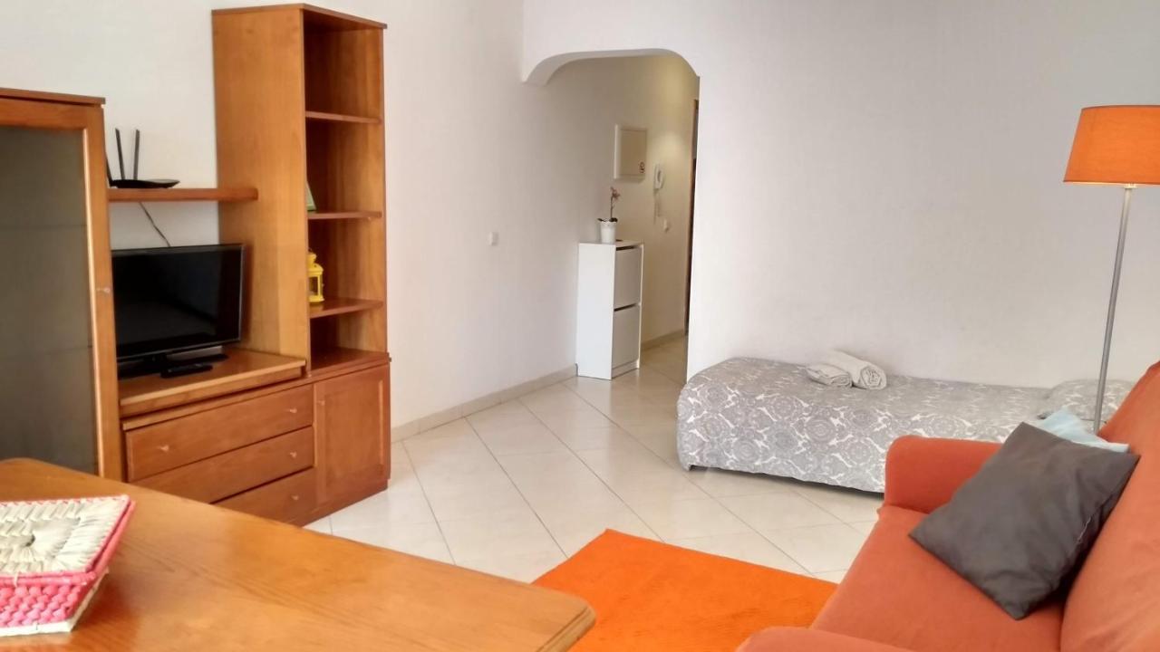 Apartamentos Monica Quarteira Kültér fotó