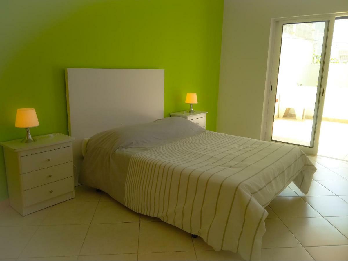 Apartamentos Monica Quarteira Kültér fotó