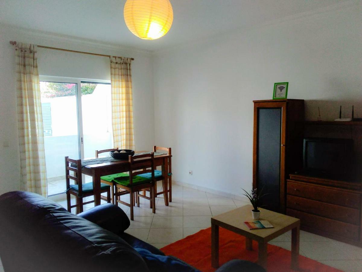 Apartamentos Monica Quarteira Kültér fotó