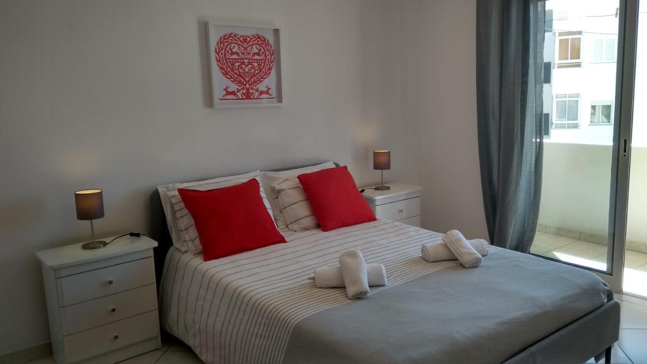 Apartamentos Monica Quarteira Kültér fotó