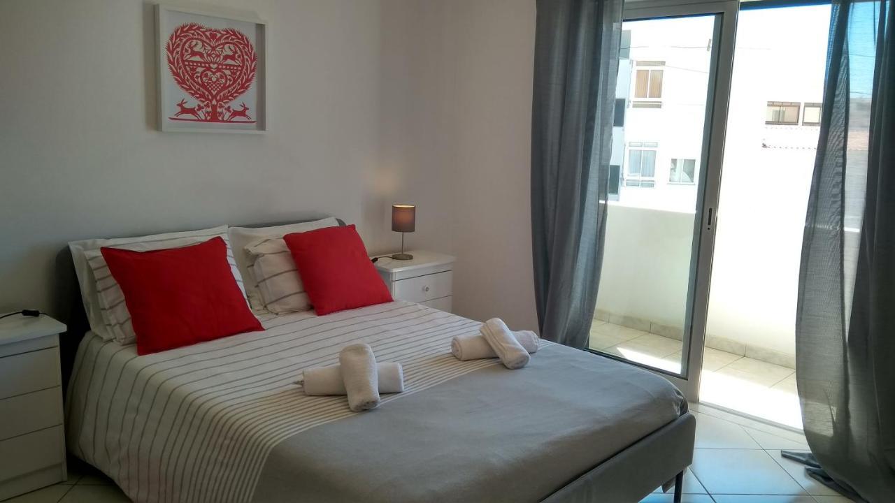 Apartamentos Monica Quarteira Kültér fotó